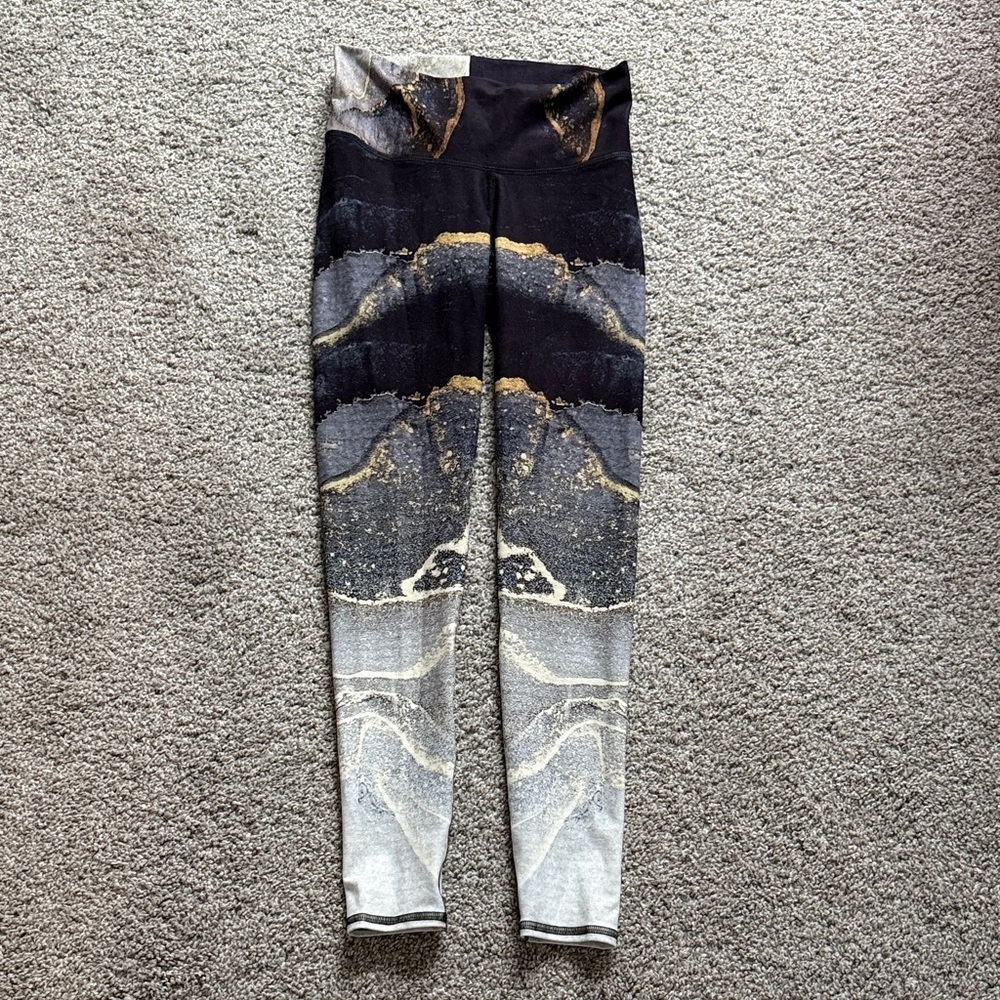 Niyama Sol high rise multicolor size M leggings. Like new. Soft recycled fabric